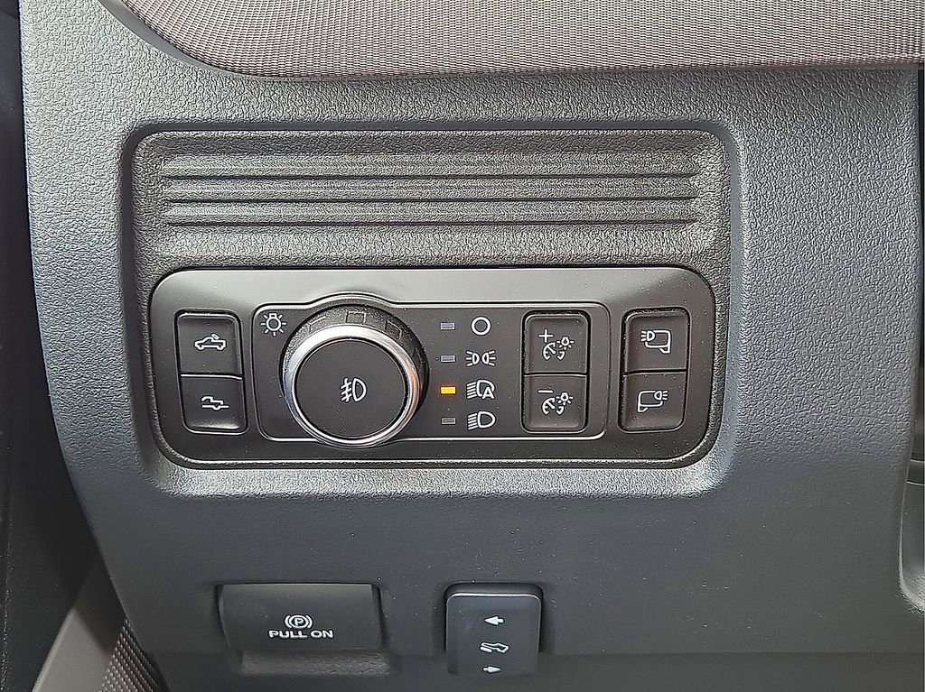 Used 2026 Ford F250 Lariat AWD/4WD image 27