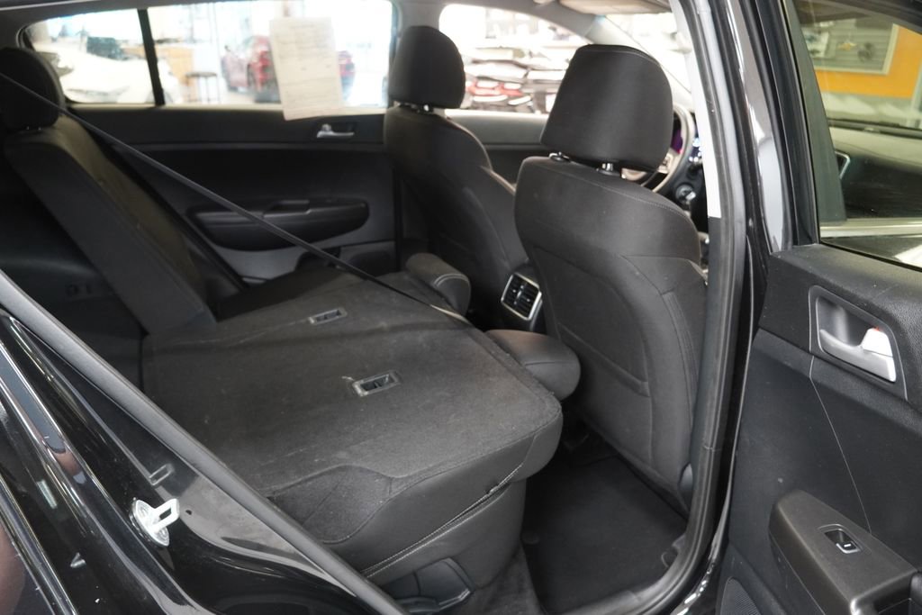 Used 2018 Kia Sportage LX FWD image 22