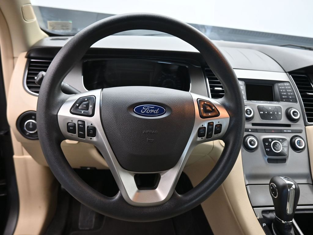 Used 2017 Ford Taurus SE FWD image 14