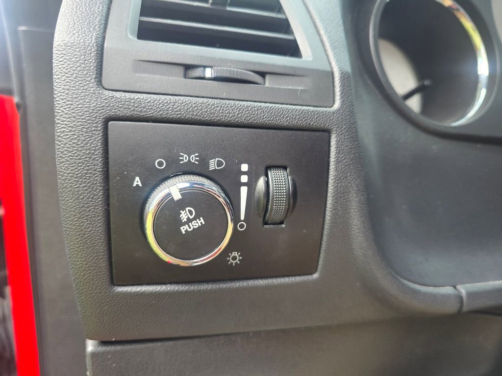 Used 2014 Dodge Challenger R/T Plus RWD image 12