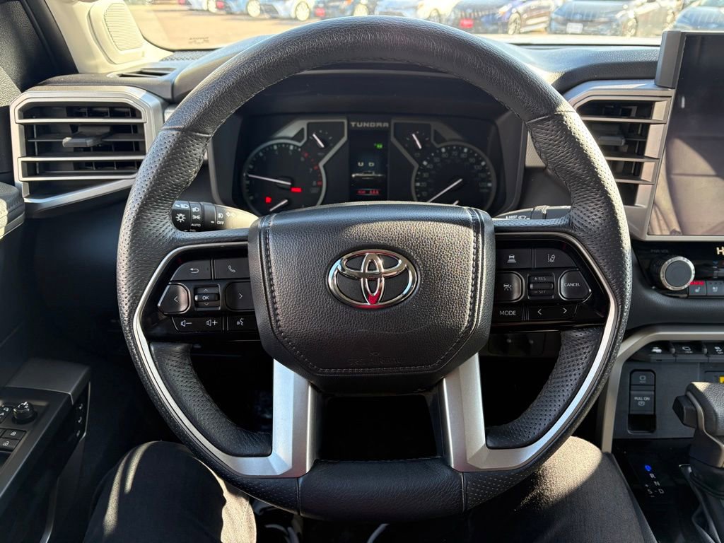 Used 2023 Toyota Tundra Limited AWD/4WD image 18