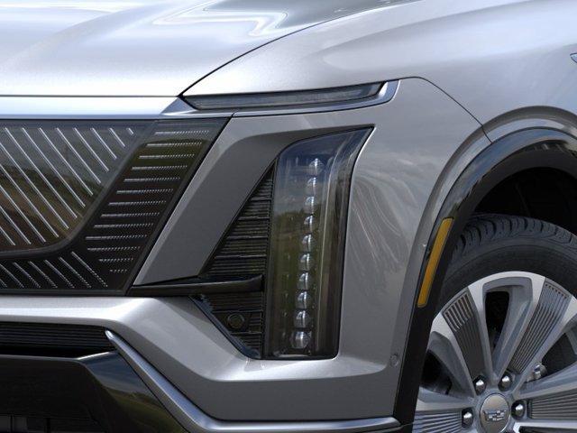 New 2026 Cadillac Vistiq Luxury w/ LPO, Floor Liner Package AWD/4WD image 10