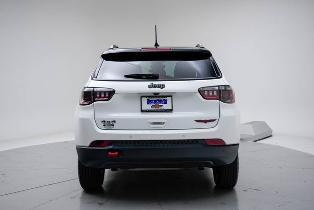 Used 2024 Jeep Compass Trailhawk image 6