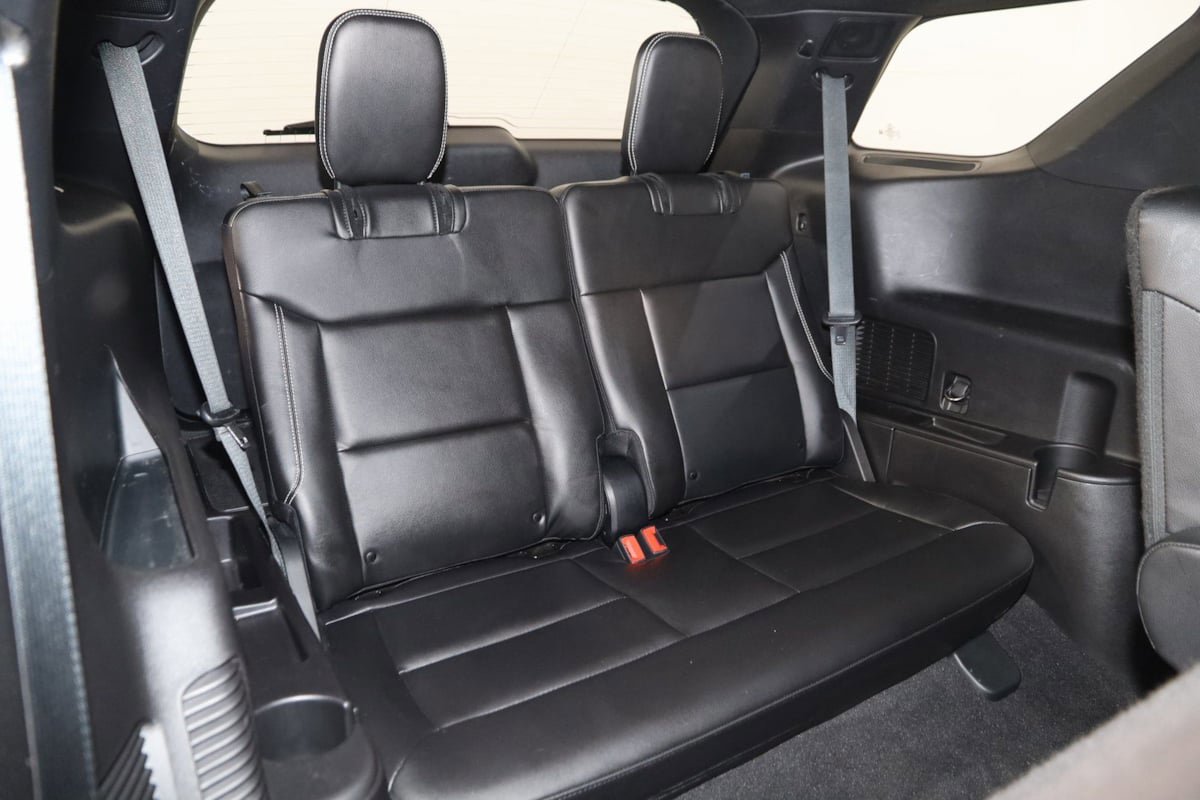 Used 2020 Ford Explorer ST w/ Premium Technology Package image 15