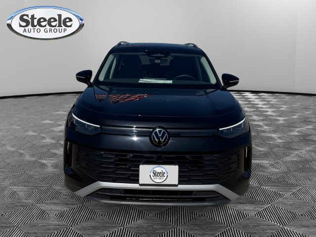 New 2026 Volkswagen Tiguan SE FWD image 8