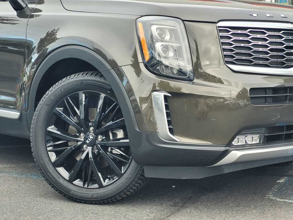 Used 2020 Kia Telluride SX w/ SX Prestige Package AWD/4WD image 3