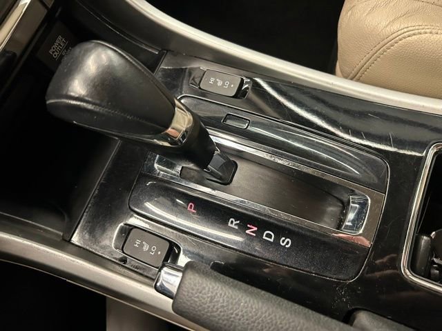 Used 2017 Honda Accord EX-L image 26