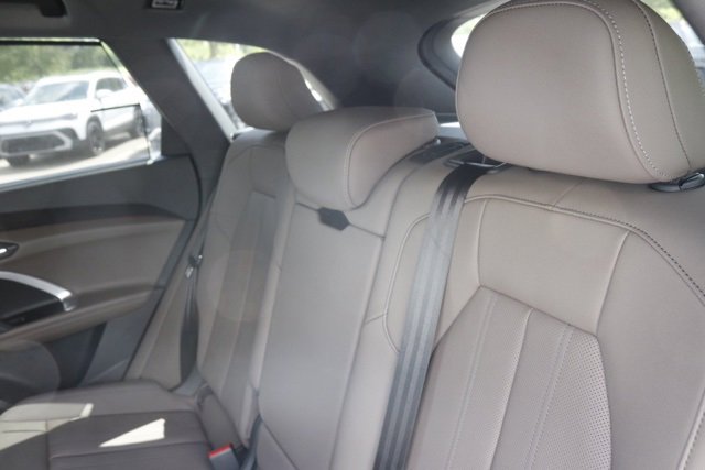New 2025 Audi Q5 2.0T Premium Plus image 17