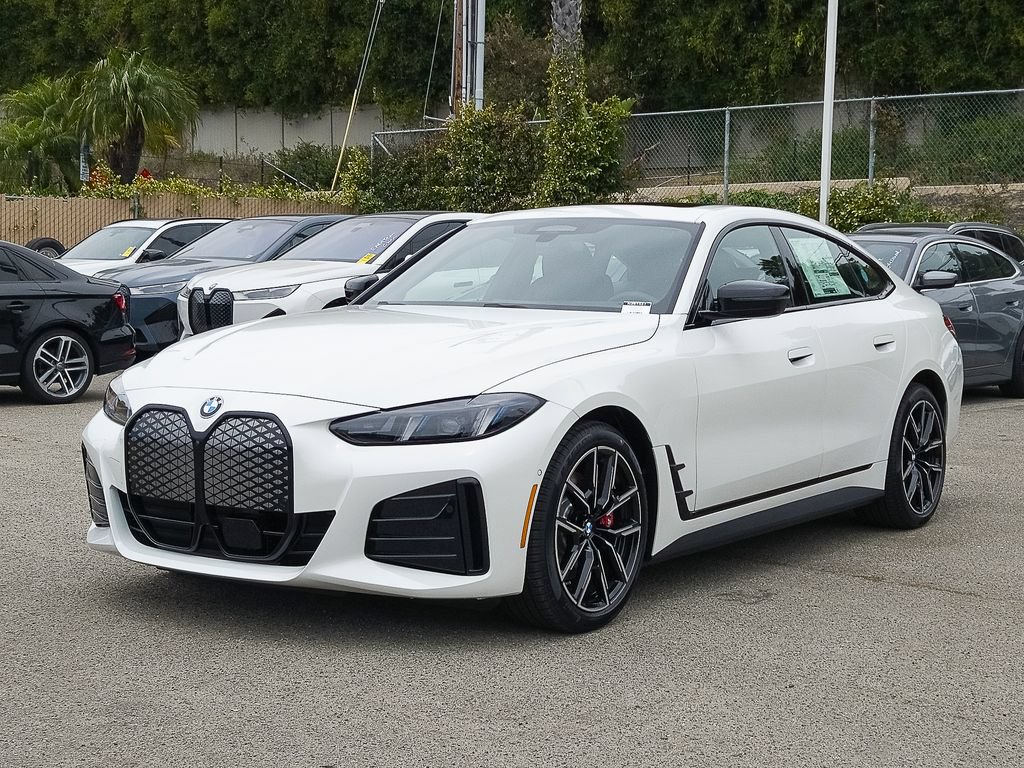 New 2026 BMW i4 xDrive40i w/ M Sport Package AWD/4WD image 2