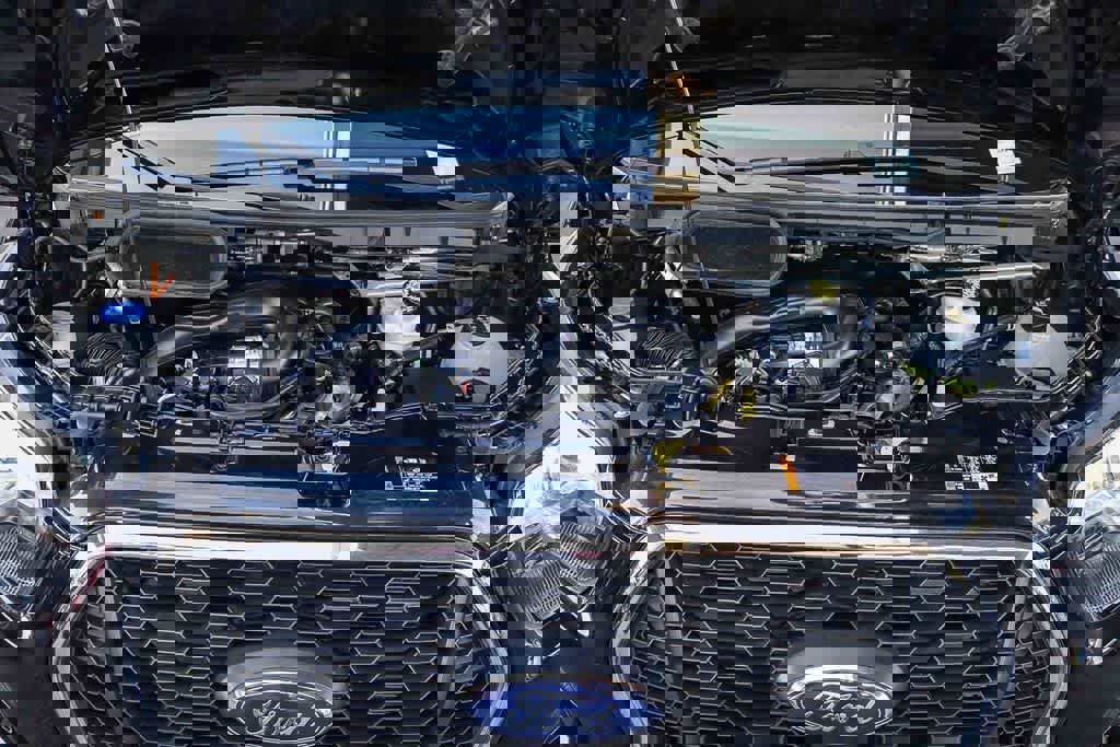 Used 2024 Ford Transit 350 XLT image 30