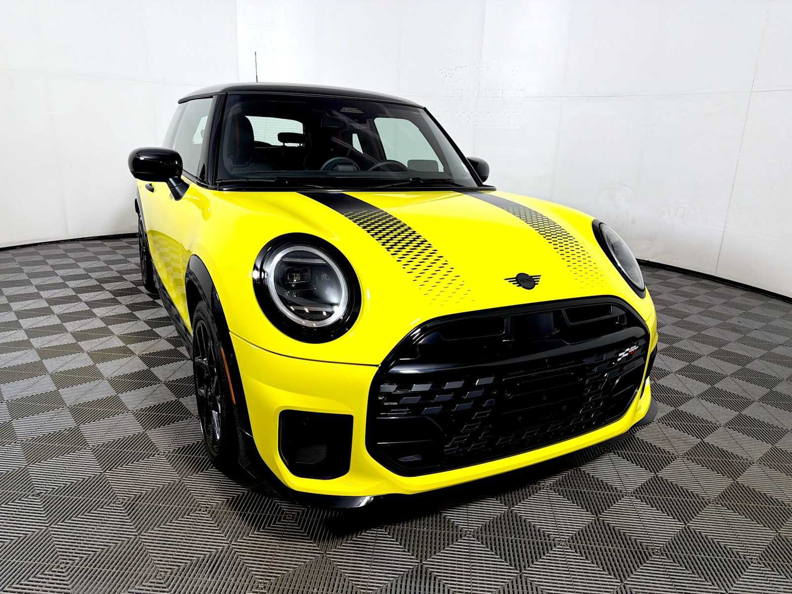 Used 2026 MINI Cooper S FWD image 2