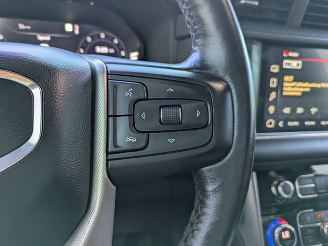 Used 2022 GMC Yukon XL Denali AWD/4WD image 30