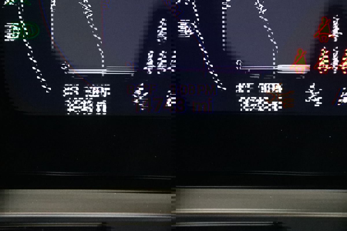 Used 2024 Porsche Cayenne image 20