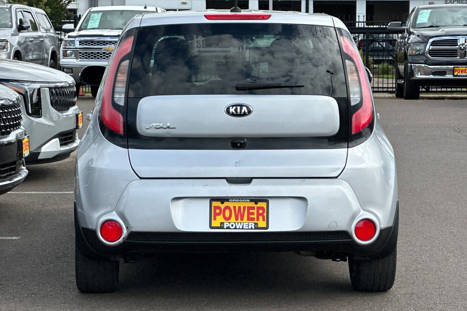 Used 2015 Kia Soul ! FWD image 5