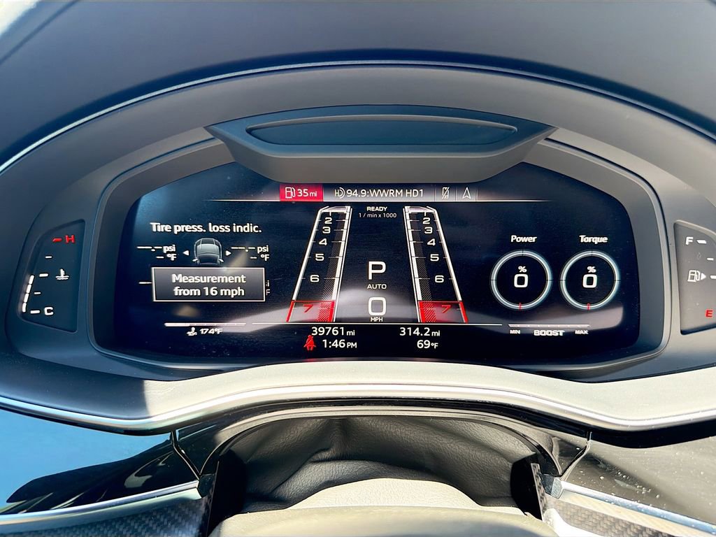 Used 2023 Audi RS Q8 image 45