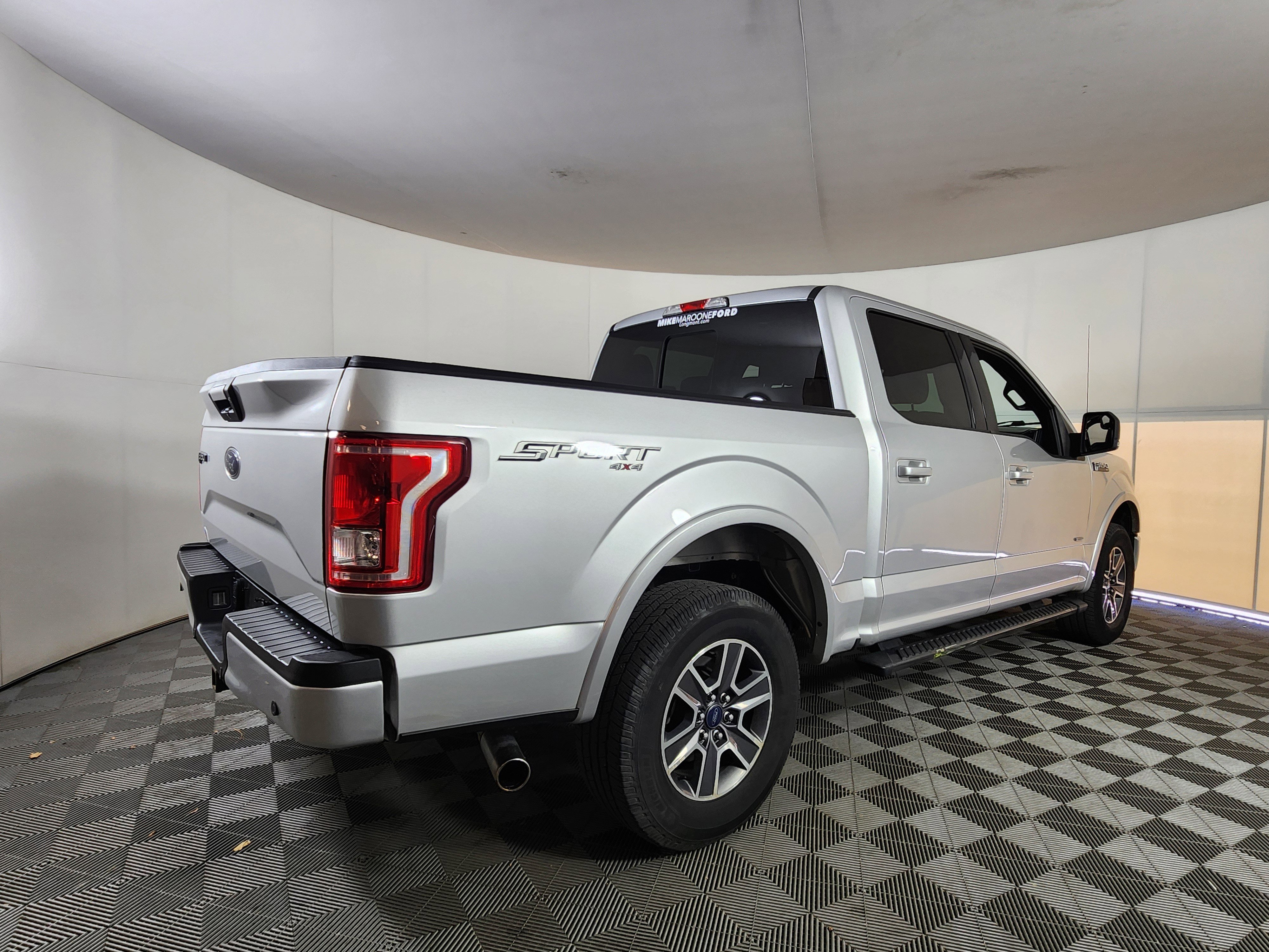 Used 2017 Ford F150 XLT w/ Equipment Group 302A Luxury image 7