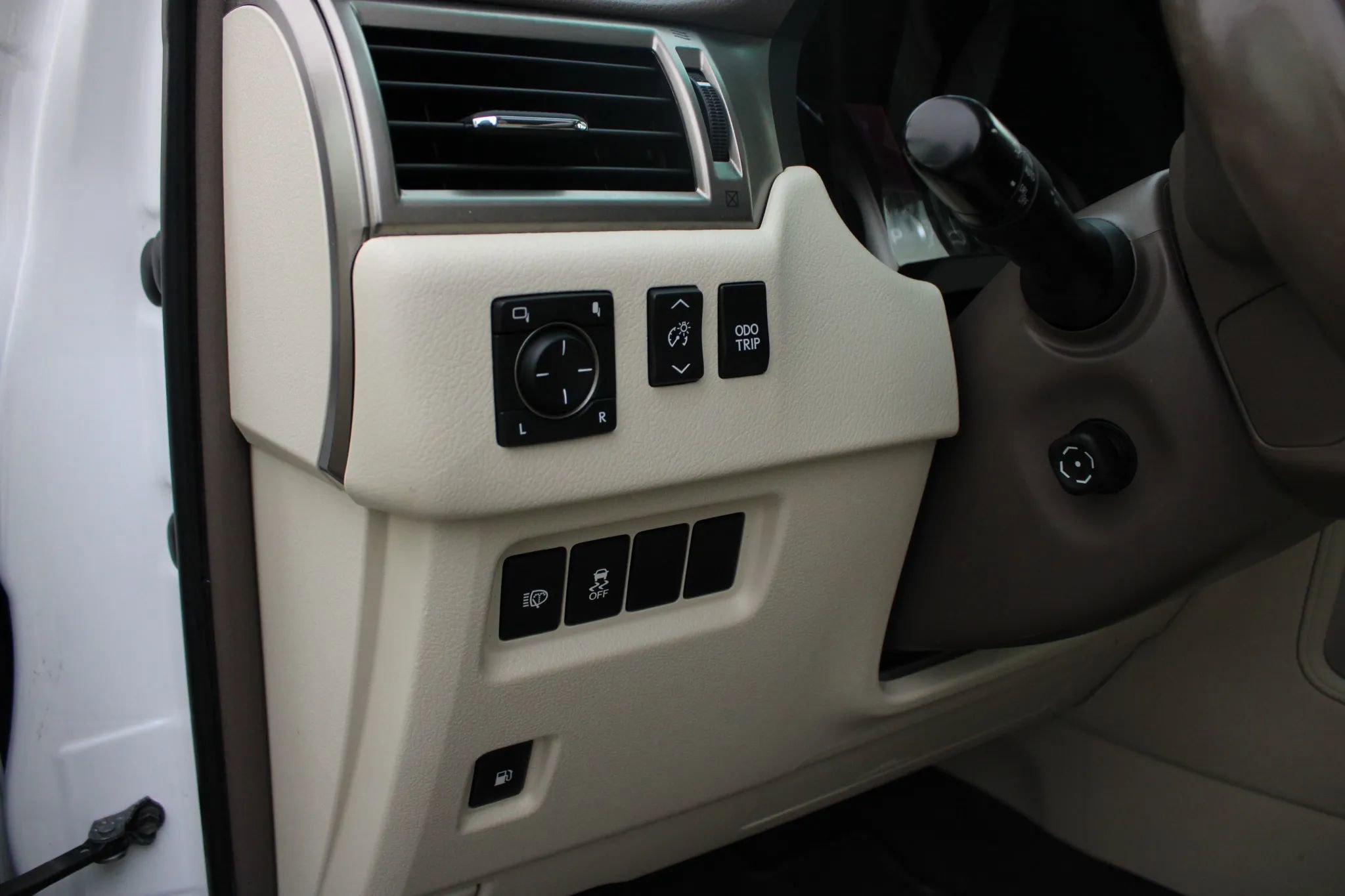 Used 2019 Lexus GX 460 Premium w/ Premium Package image 20