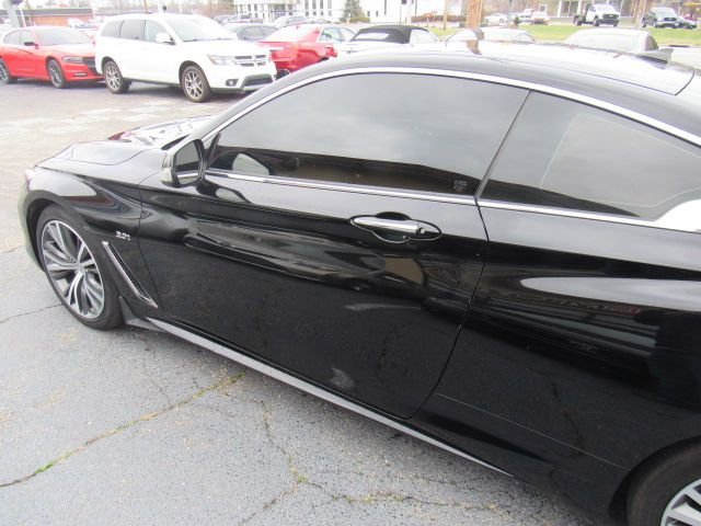 Used 2018 INFINITI Q60 3.0t Luxe w/ Sensory Package 3.0T Luxe image 4