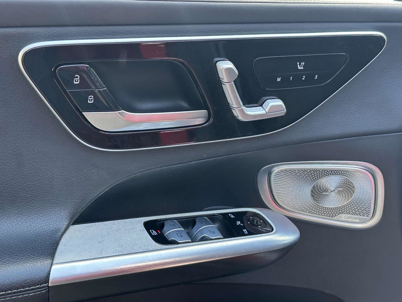 Used 2024 Mercedes-Benz GLC 300 4MATIC w/ AMG Line image 14