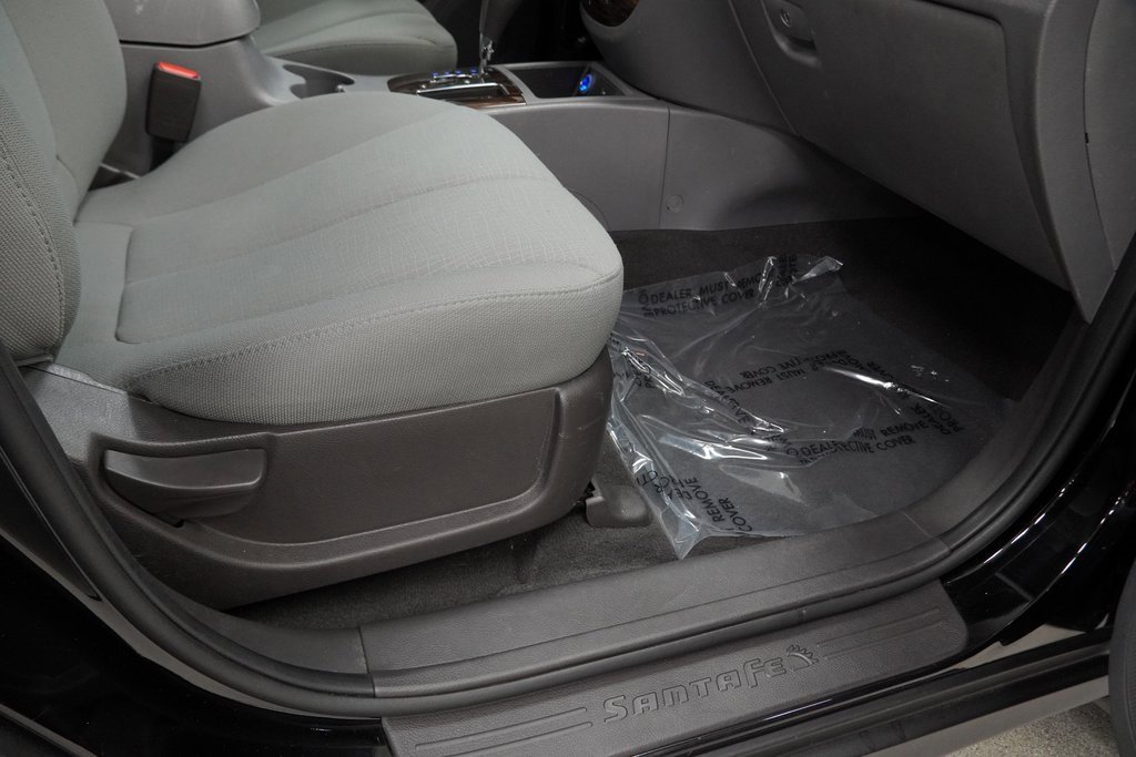 Used 2012 Hyundai Santa Fe GLS image 49