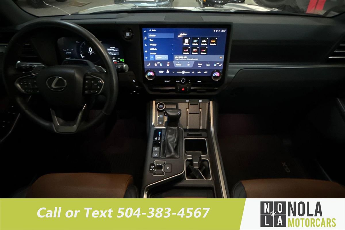 Used 2024 Lexus GX 550 image 26