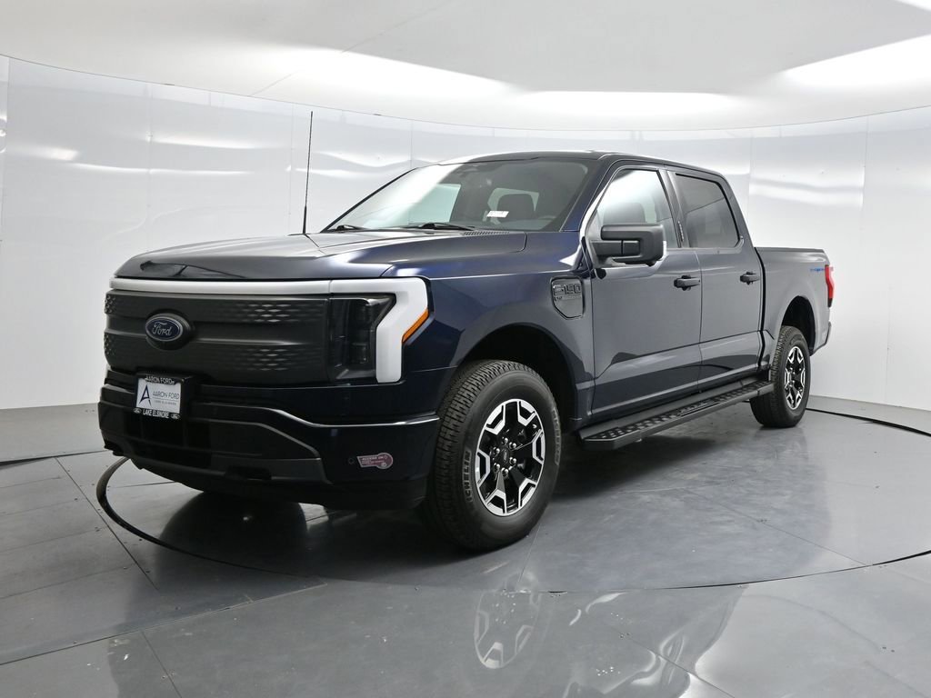 Used 2023 Ford F150 Lightning XLT AWD/4WD image 59