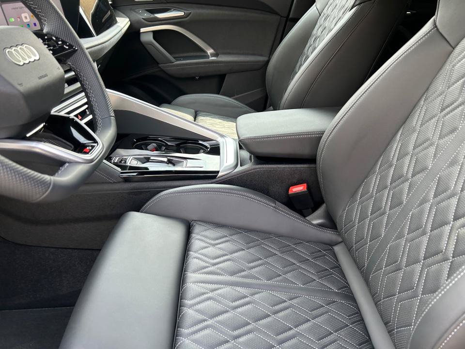 Certified 2026 Audi SQ5 Premium Plus AWD/4WD image 9