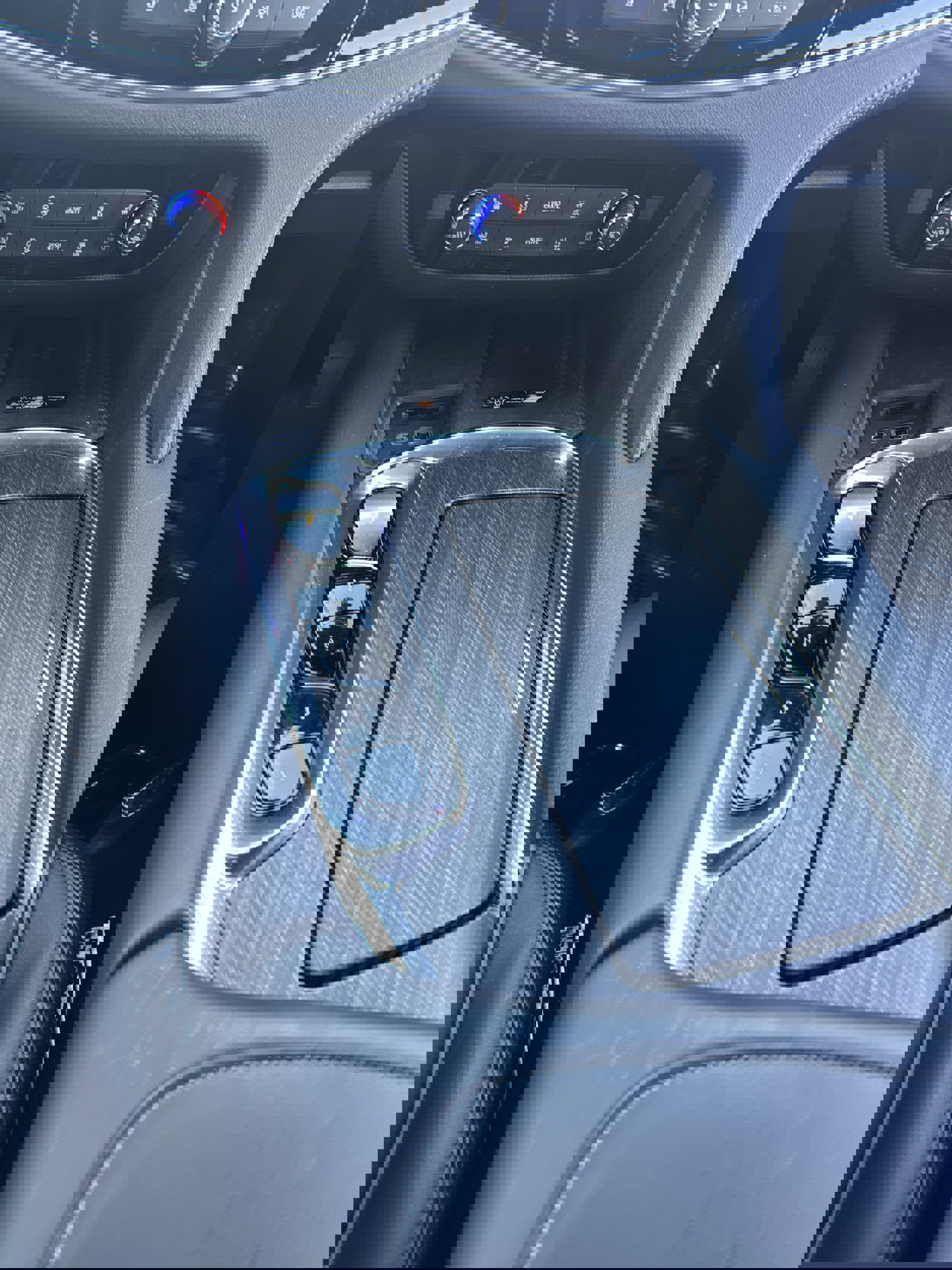 Used 2023 Buick Enclave Avenir w/ Avenir Technology Package image 29