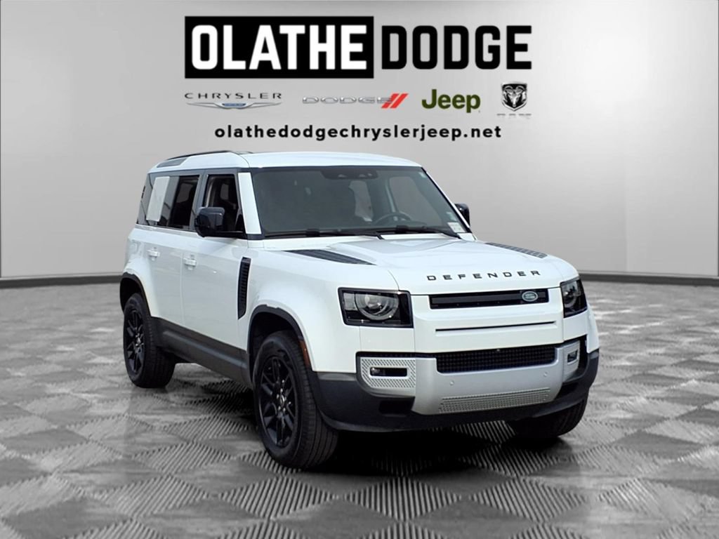 Used 2025 Land Rover Defender 110 S AWD/4WD image 28