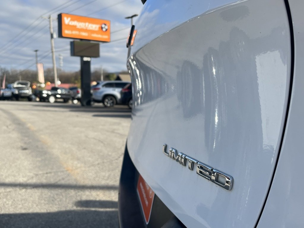 Used 2014 Jeep Cherokee Limited image 9