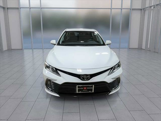 Certified 2023 Toyota Camry LE image 3