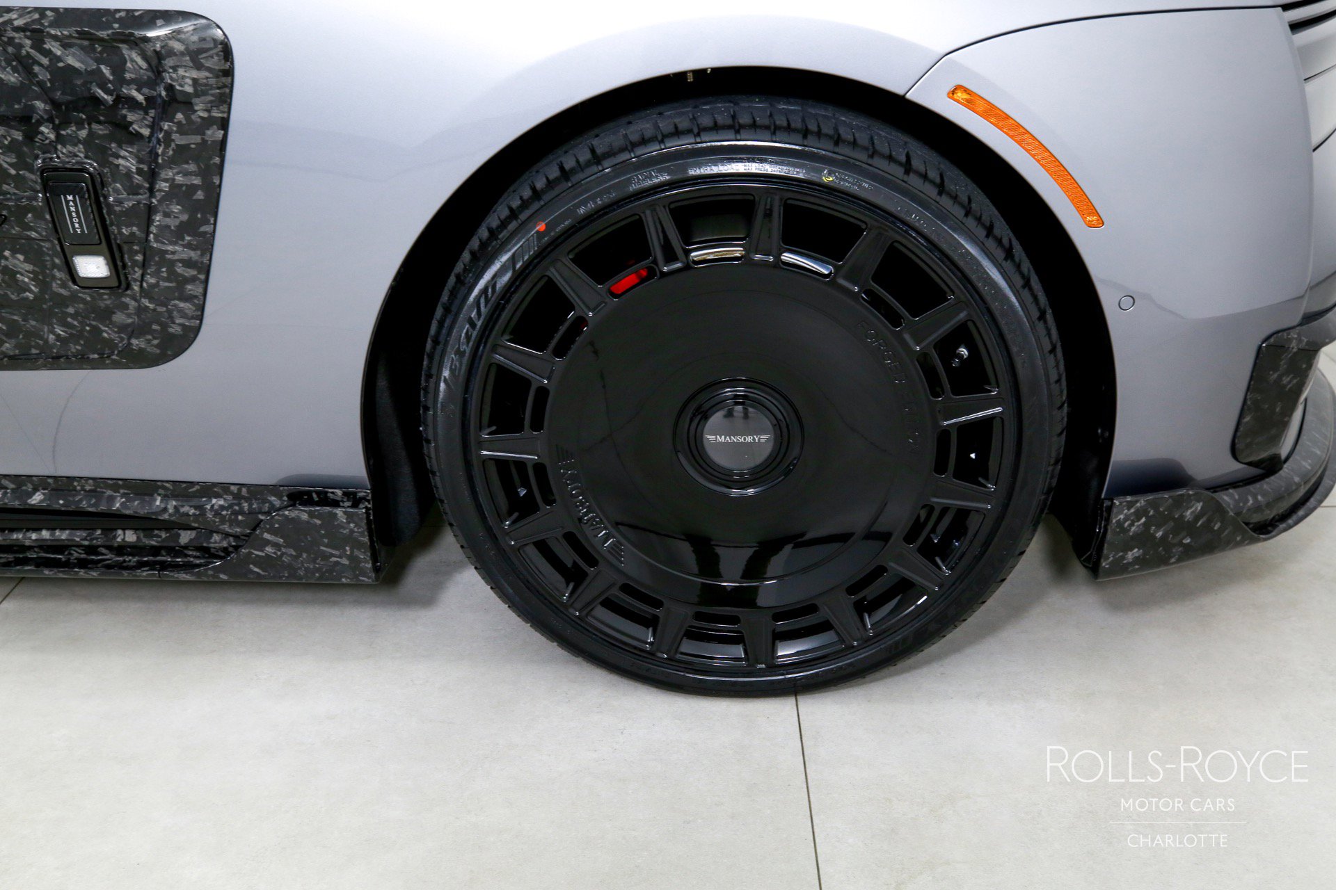 Used 2025 Rolls-Royce Spectre Black Badge image 35