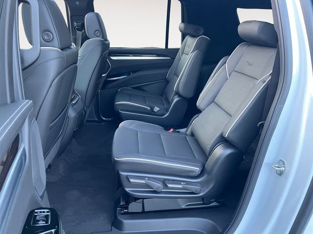 New 2026 Cadillac Escalade ESV Luxury w/ Touring Package image 13