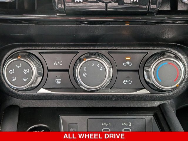 Certified 2025 Nissan Kicks SV AWD/4WD image 26