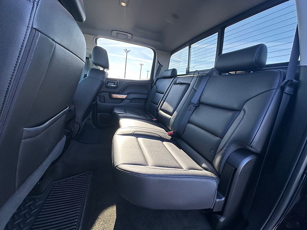 Used 2018 Chevrolet Silverado 2500 LTZ w/ Duramax Plus Package image 18