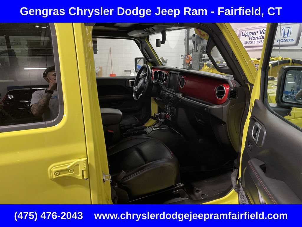 Used 2023 Jeep Wrangler Unlimited Rubicon w/ Cold Weather Group AWD/4WD image 18