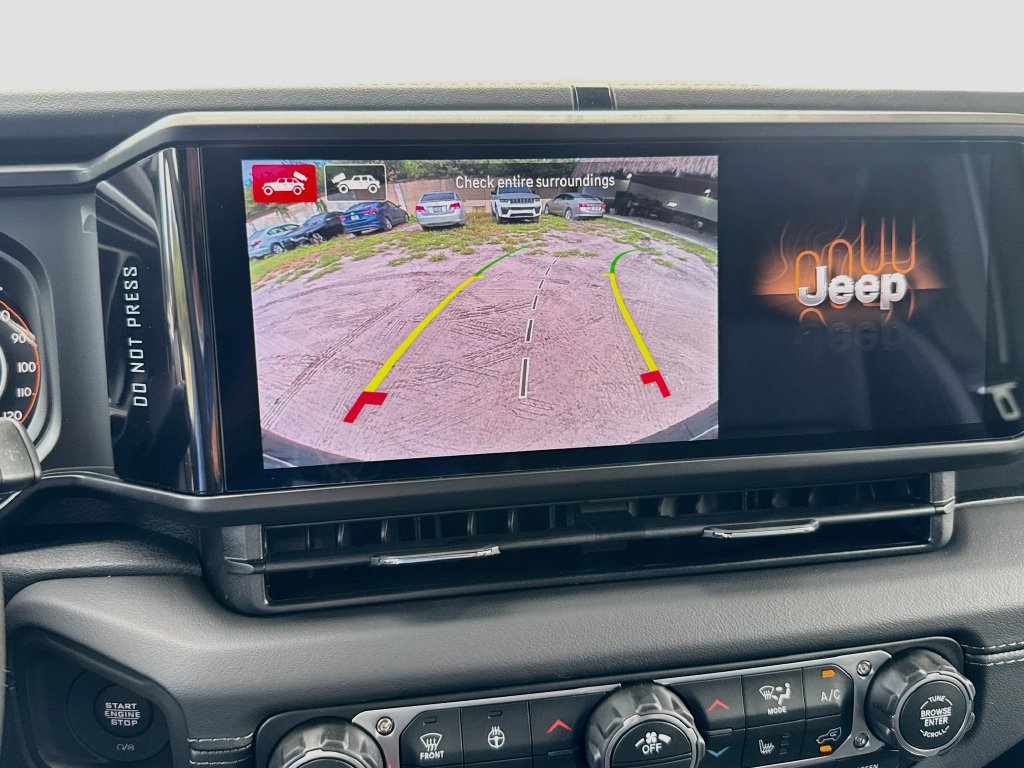 New 2027 Jeep Wrangler Unlimited Sahara AWD/4WD image 14