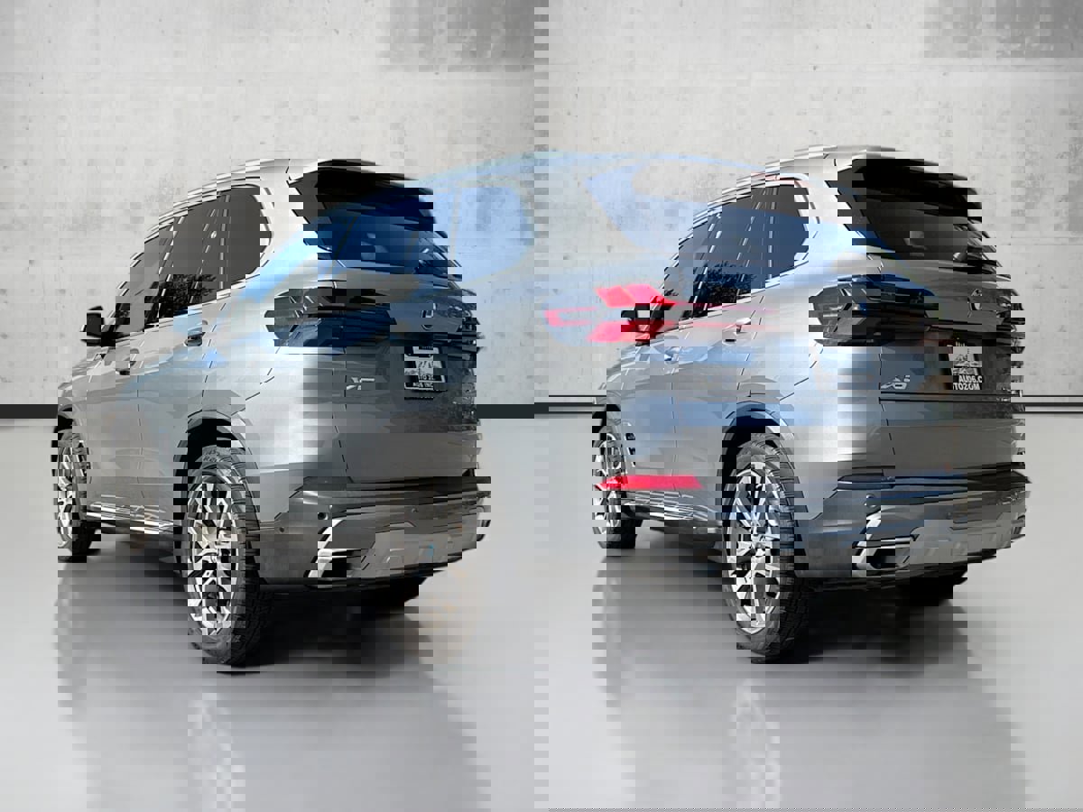 Used 2024 BMW X5 xDrive40i image 5