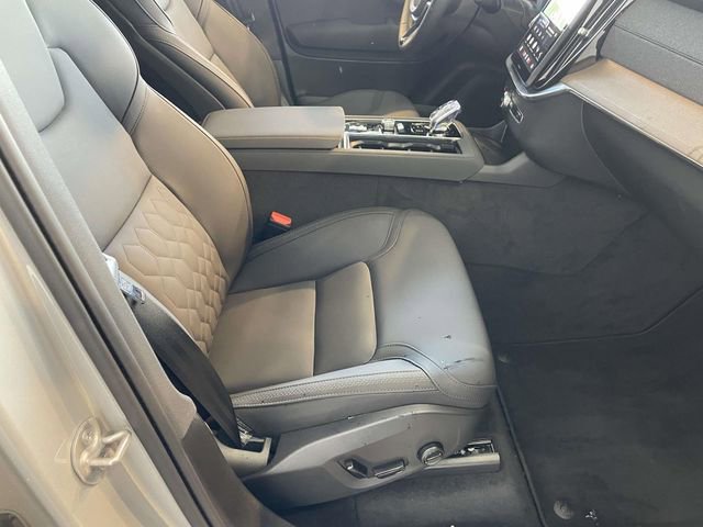 Used 2025 Volvo XC90 B6 Plus image 10