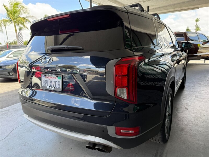 Used 2020 Hyundai Palisade SEL w/ Convenience Package FWD image 11