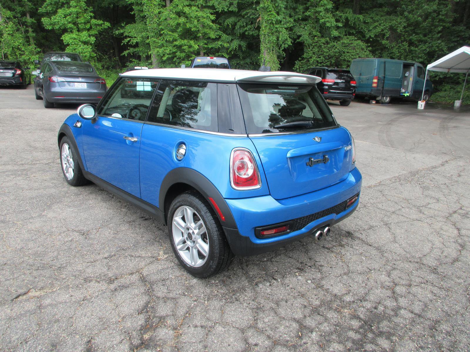 Used 2011 MINI Cooper S FWD image 3