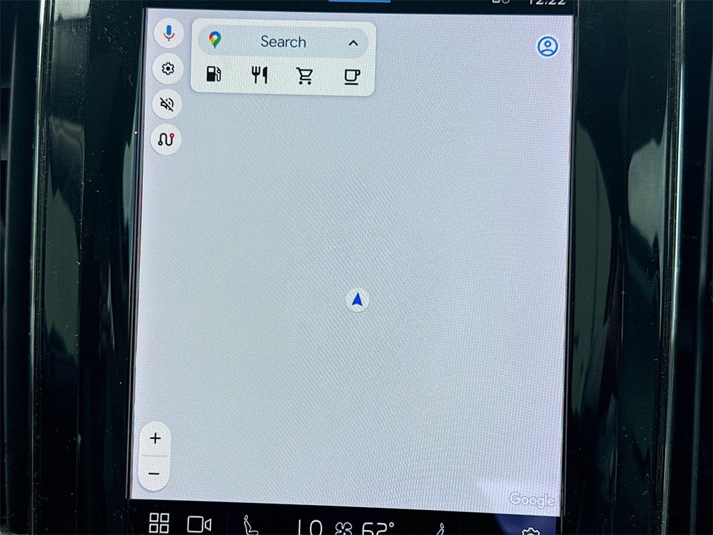 Used 2022 Volvo XC60 B5 Momentum image 14