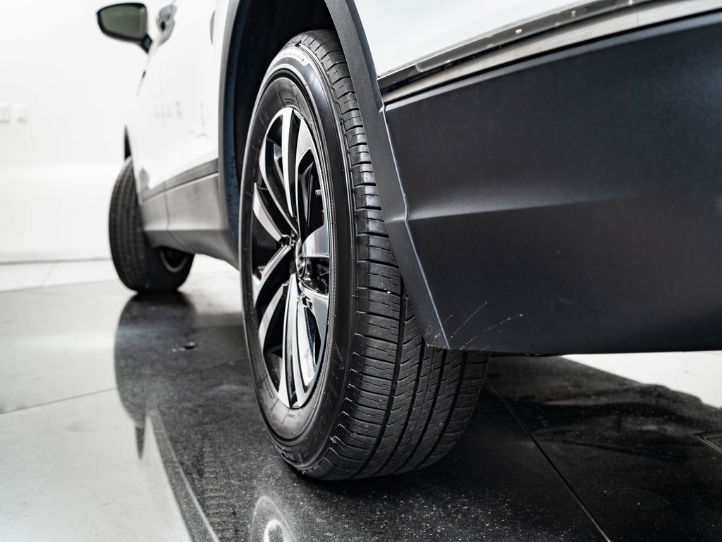 Used 2024 Volkswagen Tiguan S image 46