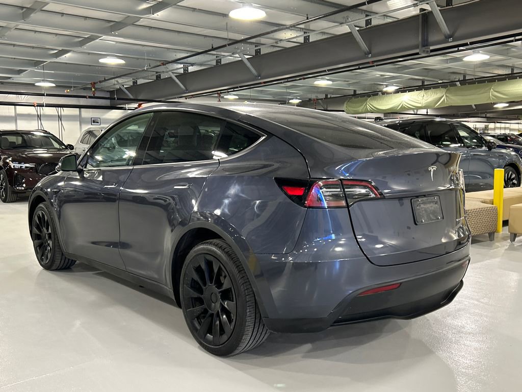 Used 2023 Tesla Model Y Long Range image 4