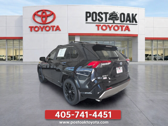Used 2023 Toyota RAV4 SE AWD/4WD image 3