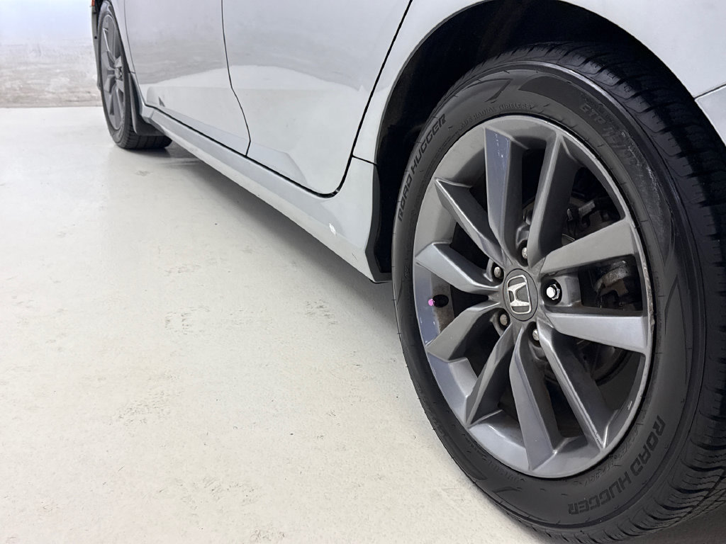 Used 2019 Honda Civic EX-L image 10