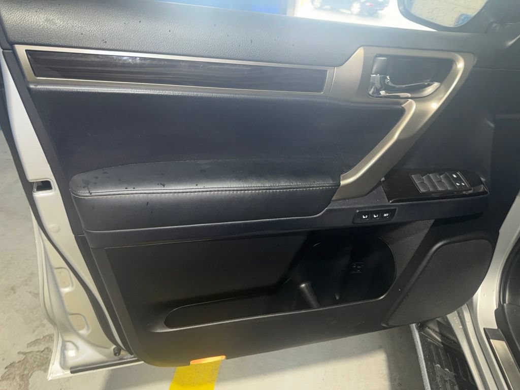 Used 2019 Lexus GX 460 w/ Navigation Package AWD/4WD image 11