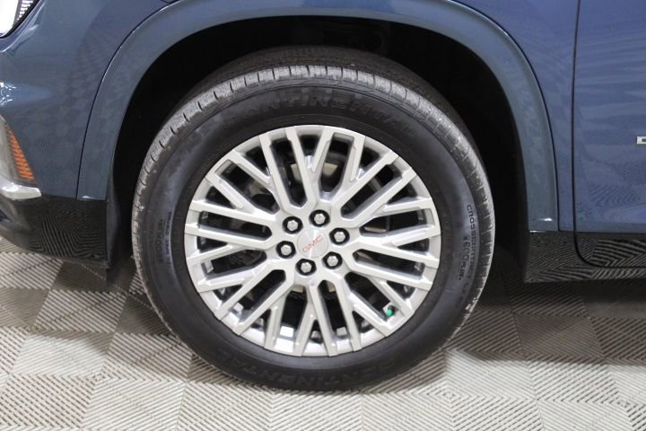 Used 2024 GMC Acadia Denali image 41