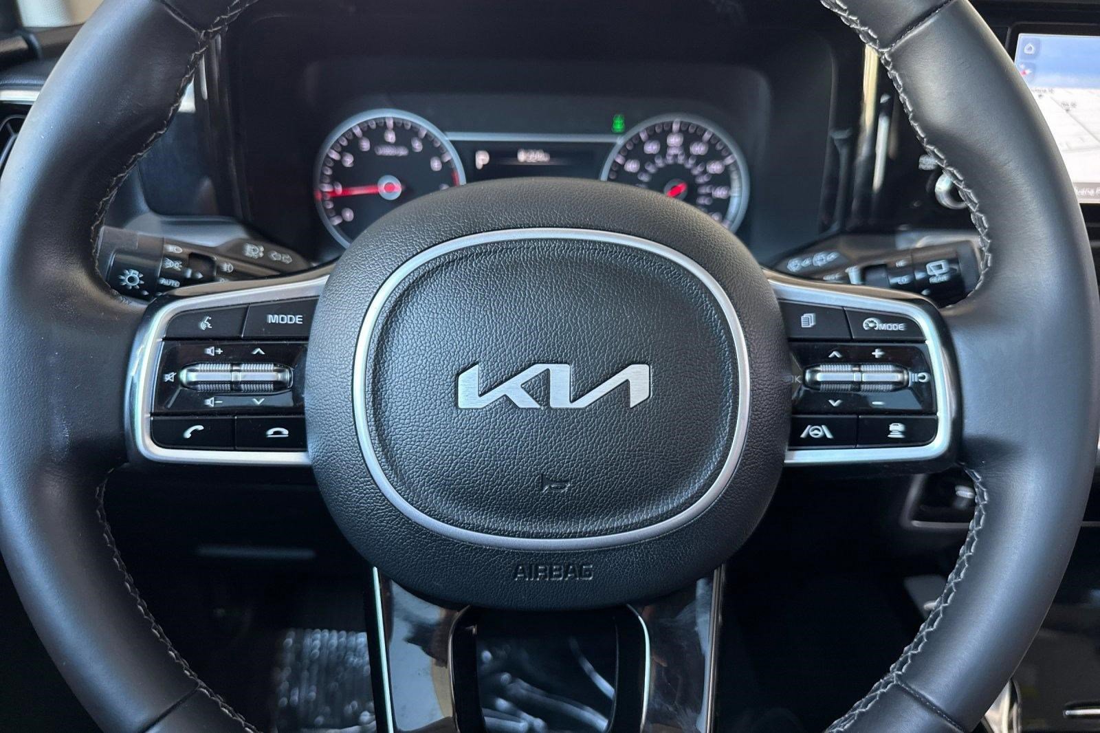 Used 2022 Kia Sorento SX image 17