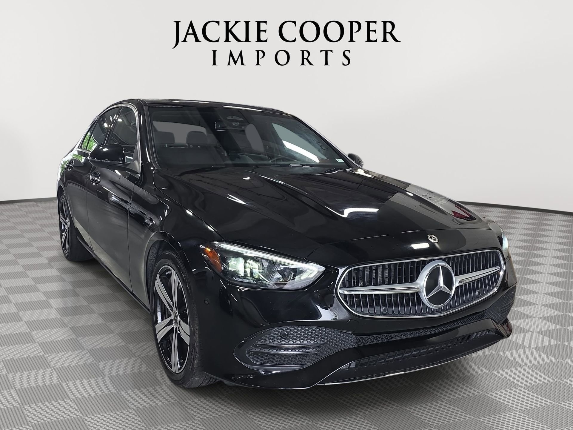 Certified 2025 Mercedes-Benz C 300 4MATIC Sedan image 3